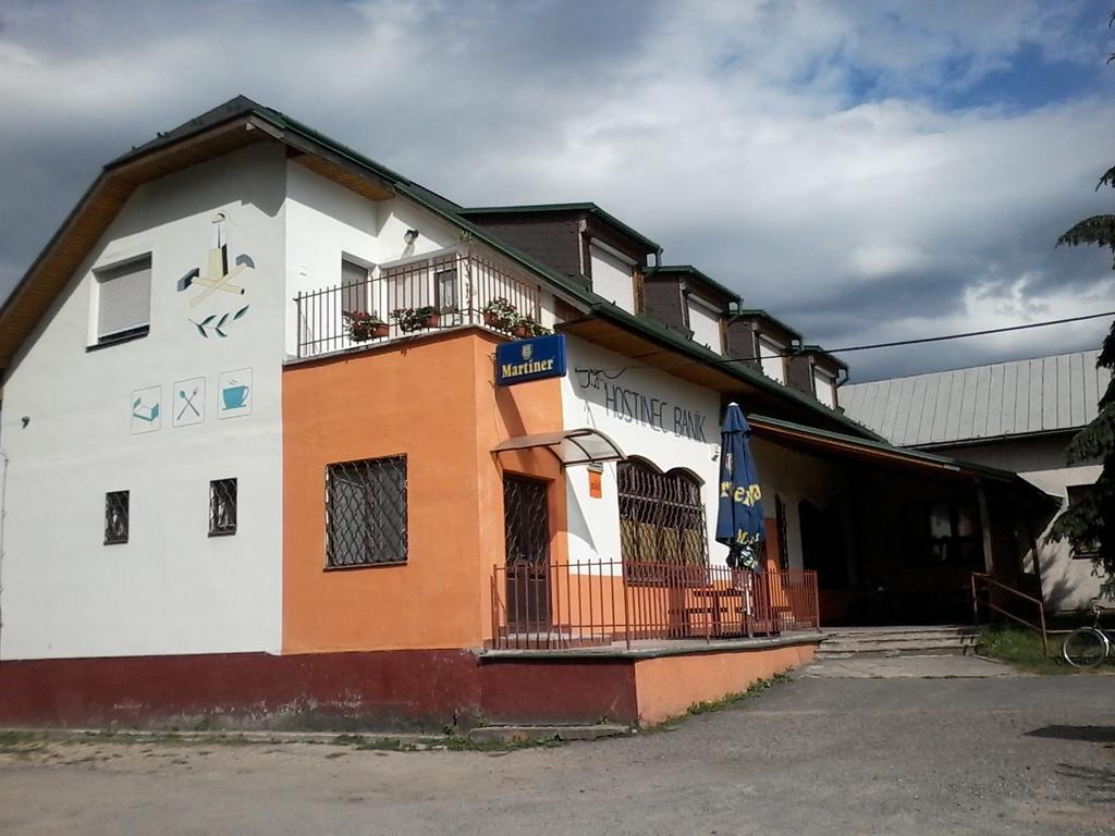 Hostinec Banik Ľubeľa Εξωτερικό φωτογραφία